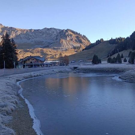 Studio Au Pied Des Pistes Avec Vue Sur La Montagne Mieussy Esterno foto
